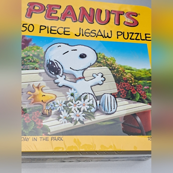 Peanuts Day in The Park Jigsaw Tin Puzzle 550pc SEALED - Picture 4 of 9